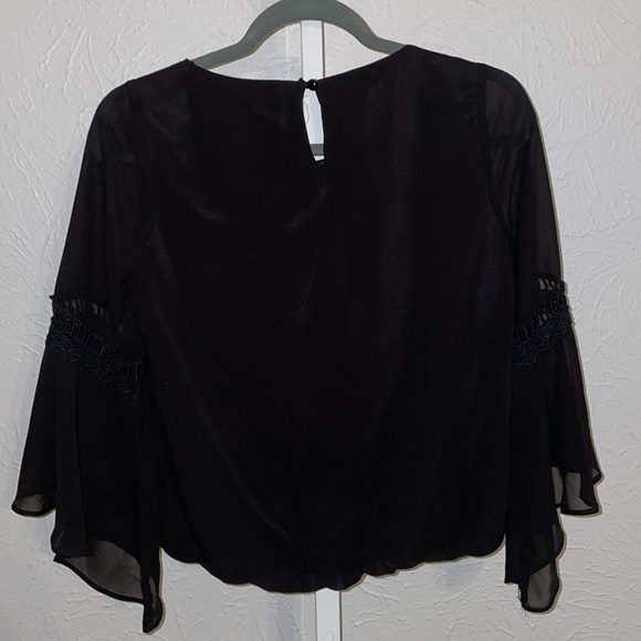 Small Black Bell Sleeves with lace cutout Keyhole with tie closure - Picture 9 of 10